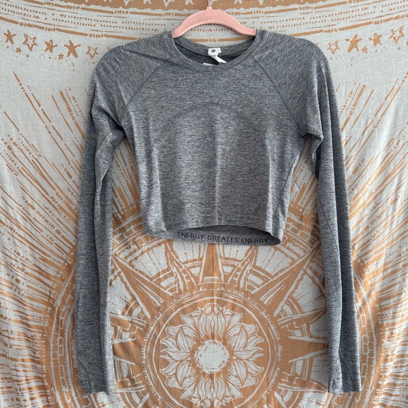Lululemon Swiftly Tech Cropped Long Sleeve Shirt in Slate/White Size 6 - Picture 4 of 6